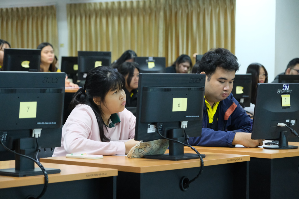 โครงการพัฒนาสมรรถนะและทักษะดิจิทัลเพื่อยกระดับความพร้อมสู่ยุคดิจิทัล กิจกรรมการพัฒนาสมรรถนะและทักษะด้านดิจิทัล สำหรับนักศึกษา (Digital Literacy) (รหัส 66 และ 68 เทียบโอน)